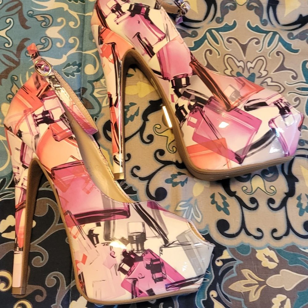 Like NEW!  Women's Daily Shoes Platform Open-Toed Heels (Size 9)